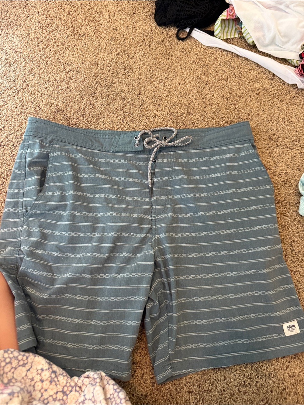 Katin Slate Blue Horizontal Stripe Board Shorts size 33 waist